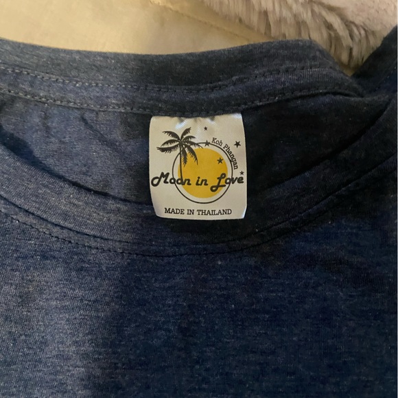 Bundle! ALL FIVE!  and cool T-shirts! Size SmallMed 
Same Same But Different - Picture 12 of 12